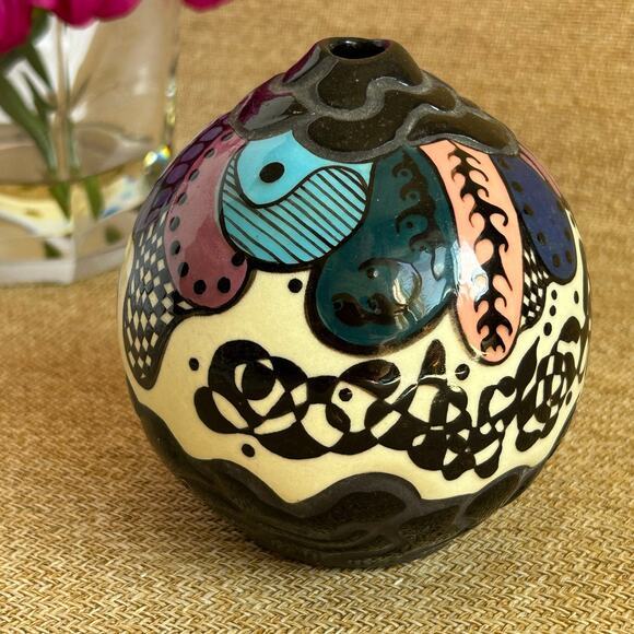 Handmade Ceramic Art Pottery Vase Round Studio Pottery Modernist 4" - Picture 4 of 8